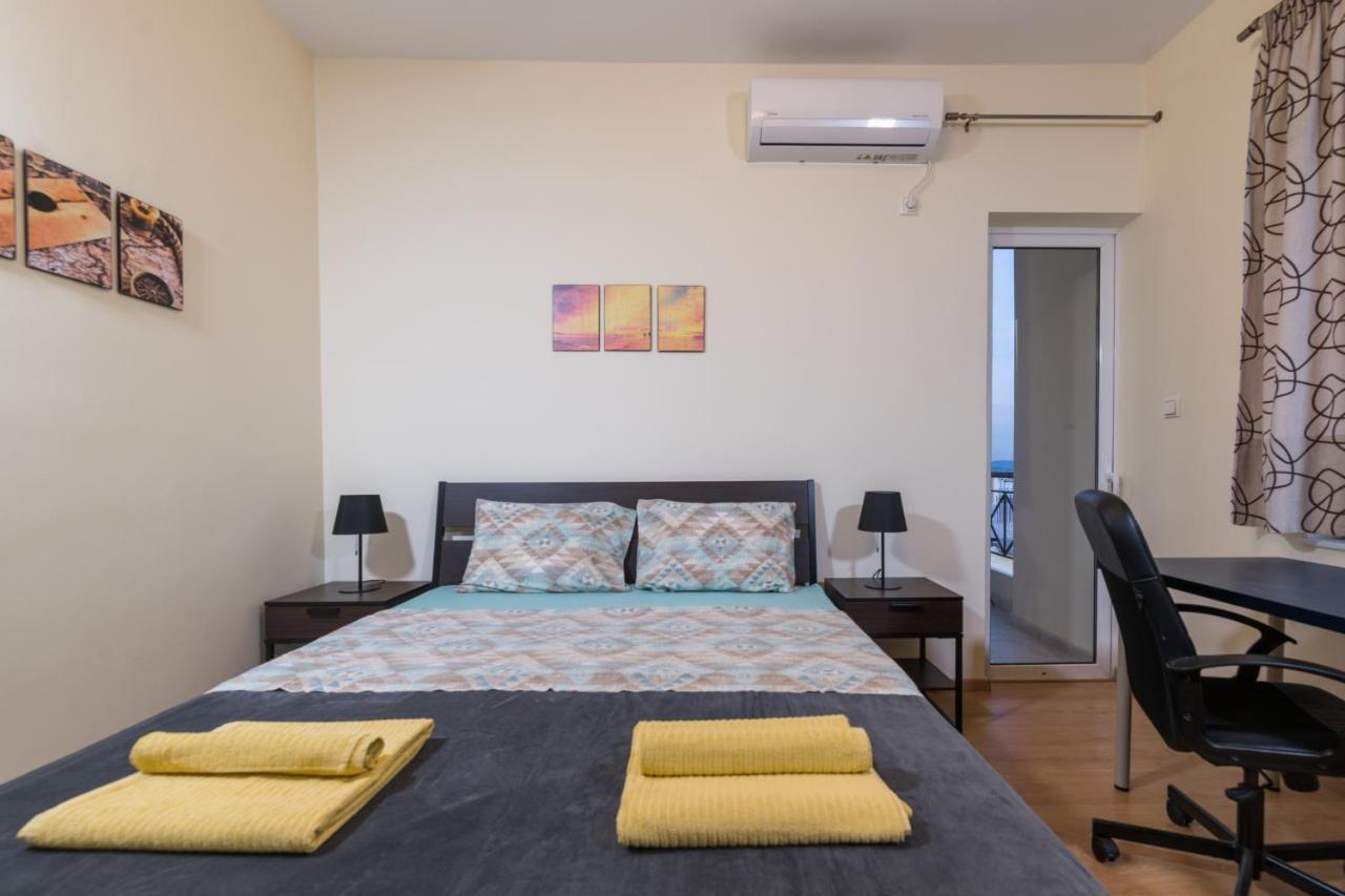 Alexander Apartments Airport Σπάτα Εξωτερικό φωτογραφία